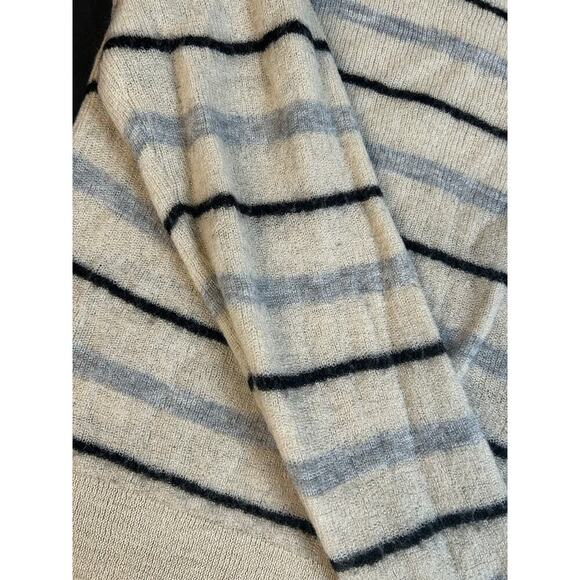 Aritzia Wilfred Free Lightweight Sheer Beige, Black, Gray  Sweater Size S - Picture 6 of 11